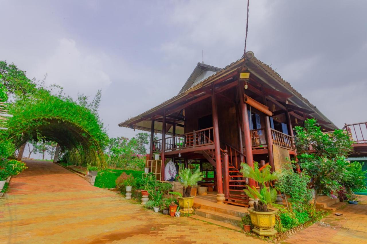 Phuong Nam Gia Trang Farmstay Gia Nghĩa Eksteriør bilde